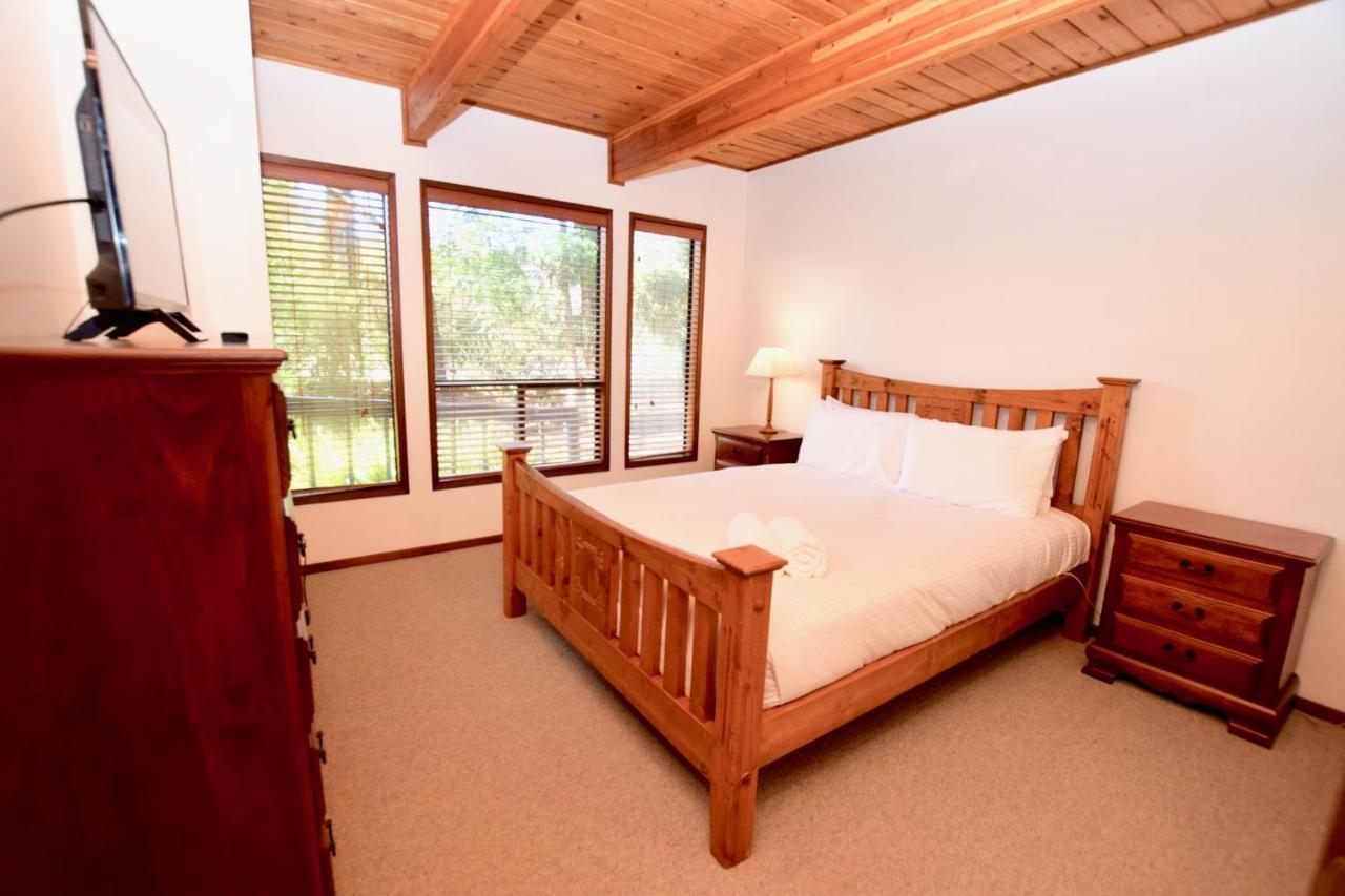 Sublime Cedar Lodge Леура Екстериор снимка
