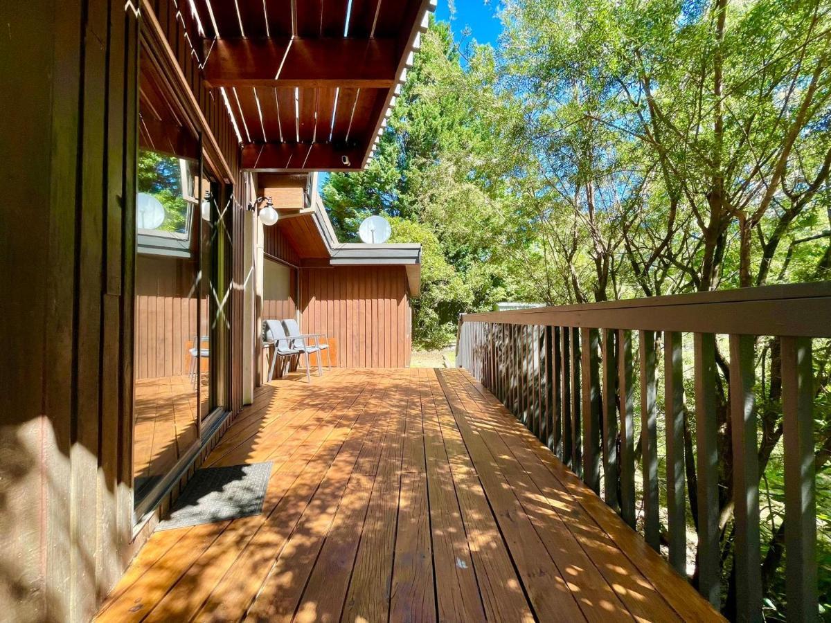 Sublime Cedar Lodge Леура Екстериор снимка
